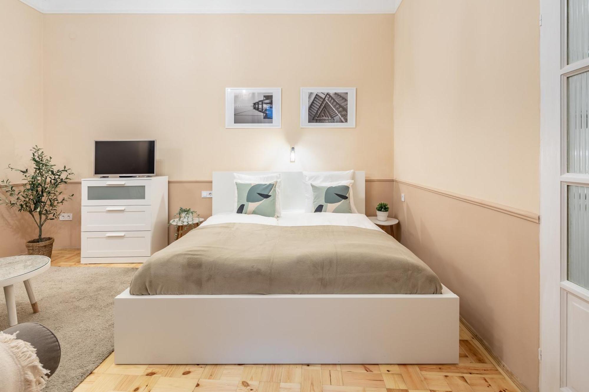 Excellent Location, Cozy Apartment Будапеща Екстериор снимка