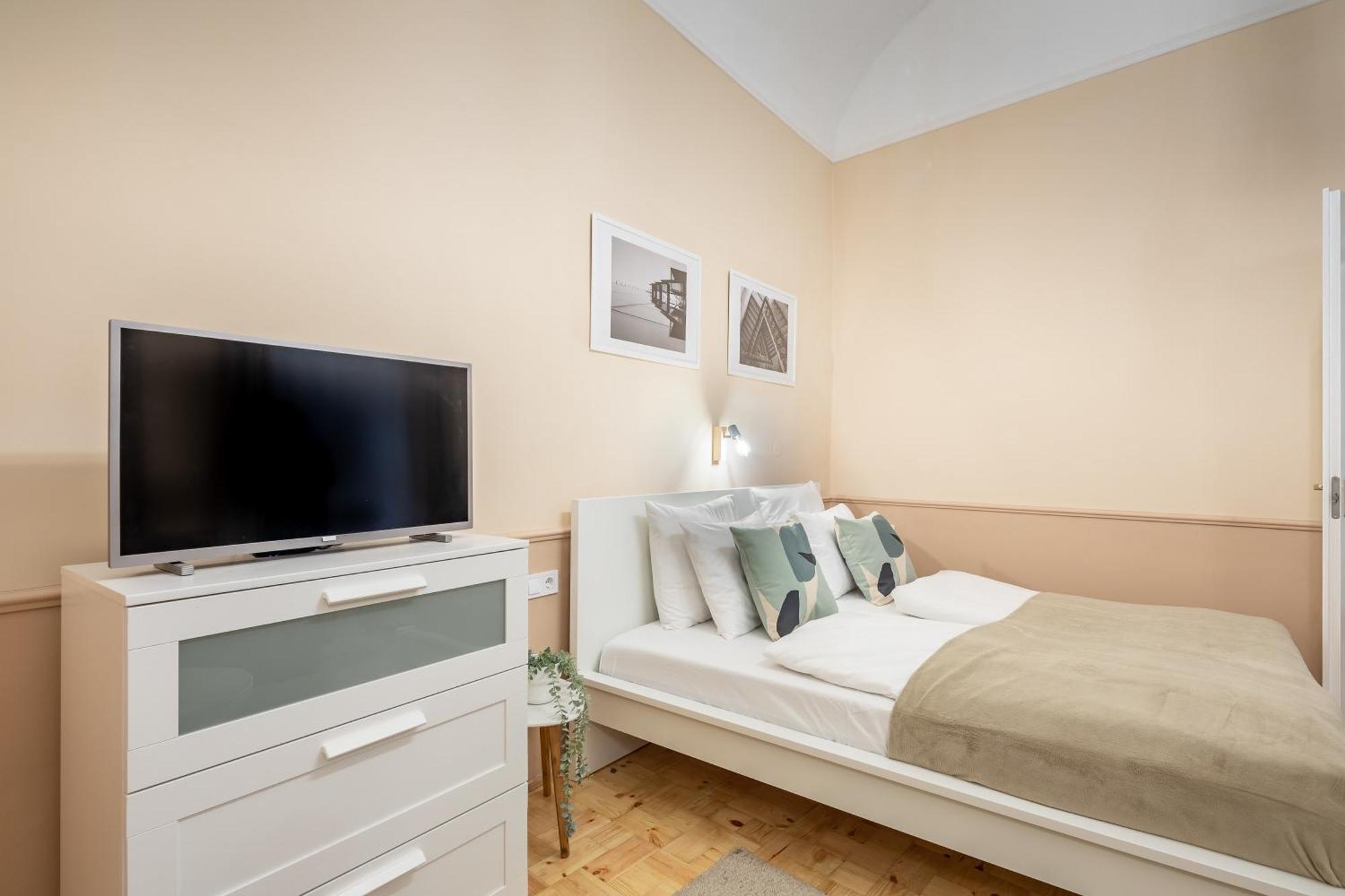 Excellent Location, Cozy Apartment Будапеща Екстериор снимка